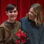 Kailyn Lowry, da mãe adolescente, e a ex Jo Rivera se reúnem para comemorar a formatura de Isaac no ensino médio