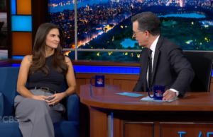 Kaitlan Collins alerta sobre a FCC armada de Trump: ‘ladeira realmente escorregadia’ | Vídeo Stephen Colbert