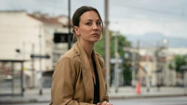 Kaley Cuoco explica por que está animada com seu terceiro Stephen Fishbach