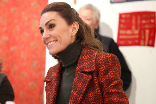 Princesa Kate durante visita ao Welsh Quilt Centre em Lampeter, País de Gales, em 3 de fevereiro de 2026 Andrew Parsons / Palácio de Kensington
