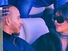 Kim Kardashian e Lewis Hamilton tornam público seu ‘romance secreto’ no Super Bowl 2026, enquanto o leitor labial revela o que ele disse a ela sobre conhecer sua mãe Kim Kardashian e Lewis Hamilton fizeram sua primeira apresentação pública conjunta no Super Bowl LX no domingo