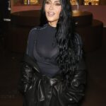 Lewis Hamilton e Kim Kardashian estão desfrutando de um romance secreto, de acordo com relatos (Kim fotografada em Londres na noite de domingo)