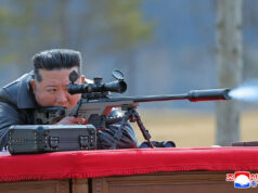 Kim, da Coreia do Norte, oferece rifles a autoridades e sua filha mira após congresso do partido Yahoo news home