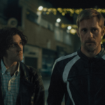 Kinky 'Pillion' captura a emoção do apego - mesmo que BDSM não seja sua praia