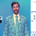 Lembra da sede? 'Quiz Daddy' Scott Rogowsky está de volta com TextSavvy, um game show diário para celular
