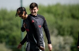 Leny Yoro x Harry Maguire: Por que a taxa de sucesso em duelos de 71% não pode ser ignorada por Michael Carrick no Man United Leny Yoro x Harry Maguire: Por que a taxa de sucesso em duelos de 71% não pode ser ignorada por Michael Carrick no Man United