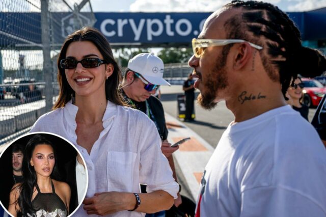 Kendall Jenner e Lewis Hamilton no Autódromo Internacional de Miami.