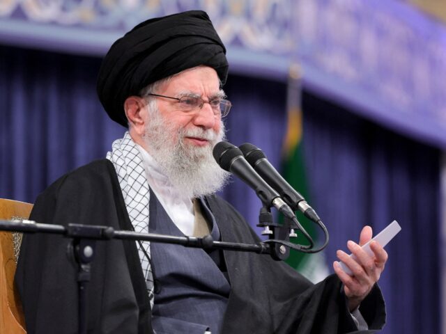 Líder Supremo do Irã, Ali Khamenei, morto em ataques EUA-Israel: Líder Supremo do Irã, Ali Khamenei, morto em ataques EUA-Israel: Relatórios