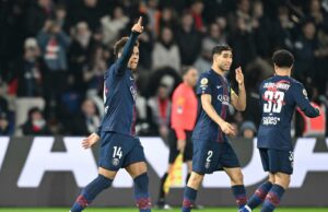 Ligue 1 2025-26: PSG vence Metz e volta ao topo da classificação após derrota do Lens para o Mônaco Ligue 1 2025-26: PSG vence Metz e volta ao topo da classificação após derrota do Lens para o Mônaco