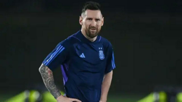 Lionel Messi sofre distensão no tendão antes da estreia do Inter Miami
