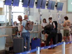 Lista de companhias aéreas que cancelaram voos para Dubai e Qatar após ataques dos EUA ao Irã Lista de companhias aéreas que cancelaram voos para Dubai e Qatar após ataques dos EUA ao Irã