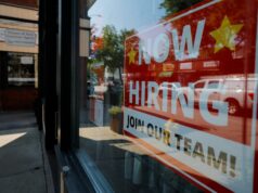 Lutando para sobreviver: por trás da crise de subemprego nos EUA Lutando para sobreviver: por trás da crise de subemprego nos EUA