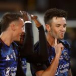 O zagueiro do San Jose Earthquakes, Daniel Munie (5), comemora após marcar um gol no primeiro tempo durante uma partida de futebol da MLS contra o Sporting Kansas City, sábado, 21 de fevereiro de 2026, em San Jose, Califórnia (AP Photo/Lachlan Cunningham)