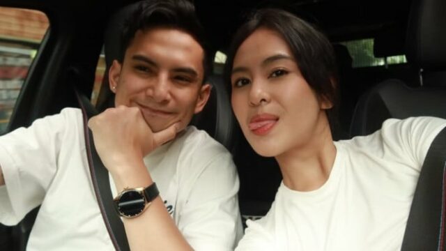 Mãe expressa abertamente sua antipatia pela nova namorada de Okin Mãe expressa abertamente sua antipatia pela nova namorada de Okin