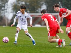 Man Utd vai apelar do cartão vermelho de JJ Gabriel enquanto adolescente emite declaração, suspensão para confronto da FA Youth Cup se aproxima JJ Gabriel comemora pelo Manchester United.