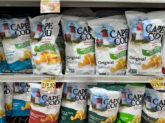 Marca popular de chips sai da cidade costeira depois de décadas, enquanto os trabalhadores enfrentam demissões Marca popular de chips sai da cidade costeira depois de décadas, enquanto os trabalhadores enfrentam demissões