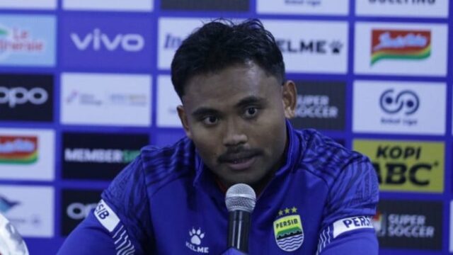 Marcando um gol contra o Malut United, Saddil Ramdani enfrentou imediatamente o duelo Persib x Ratchaburi FC

