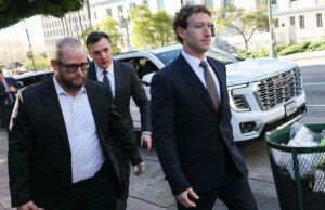Mark Zuckerberg chega ao tribunal de Los Angeles para julgamento histórico sobre vício em mídia social CEO e presidente da Meta, Mark Zuckerberg, saindo do Tribunal Superior de Los Angeles.