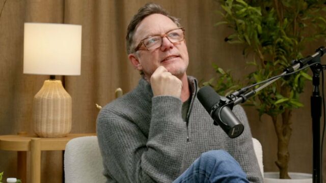 Matthew Lillard assa sua performance em ‘Scream’ e diz que estava ‘fazendo demais’ | Vídeo
