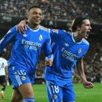 Mbappe marca na vitória do Real Madrid sobre o Valencia e se aproxima do líder da La Liga, Barcelona
