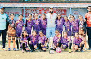 Meninas da catedral e meninos do Campion conquistam títulos da Copa Knockout Sub-12 da MSSA Meninas da catedral e meninos do Campion conquistam títulos da Copa Knockout Sub-12 da MSSA