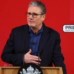 'Menti para': PM do Reino Unido pede desculpas às vítimas de Epstein por ação 'questionável'