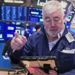 Mercado de ações hoje: Dow, S&P 500, Nasdaq sobem após surpresa de empregos com CPI em ação