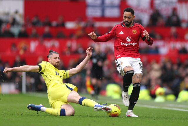 Michael Carrick mostrou seu brilhantismo tático com a corajosa decisão de Mbeumo-Cunha contra o Spurs
