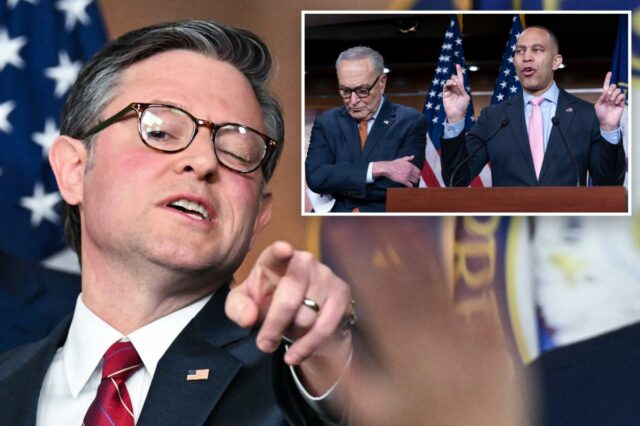 Mike Johnson se regozija com a 'disputa familiar' entre Schumer O presidente da Câmara dos EUA, Mike Johnson, dirige-se aos repórteres em uma entrevista coletiva com a liderança republicana da Câmara no Capitólio dos EUA.