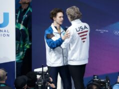 Mikhail Shaidorov consegue um grande pagamento após impressionar Illia Malinin MILAN, ITALY - FEBRUARY 13: Ilia Malinin of Team United States (right) congratulates the Gold medalist Mikhail Shaidorov of Team Kazakhstan during the Figure Skating Men Single Free Skating event on day seven of the Milano Cortina 2026 Winter Olympic Games at Milano Ice Skating Arena on February 13, 2026 in Milan, Italy. (Photo by Jean Catuffe/Getty Images)