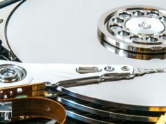 Milhões de senhas e números de Seguro Social expostos como hacks antigos continuam sendo uma ameaça Milhões de senhas e números de Seguro Social expostos como hacks antigos continuam sendo uma ameaça | Foto aproximada de pratos de disco rígido