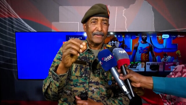 Militares do Sudão rompem bloqueio de anos da RSF em Kadugli
