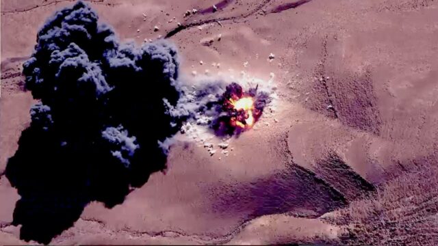 Militares dos EUA na Síria realizam 10 ataques contra mais de 30 alvos do ISIS: Fotos
