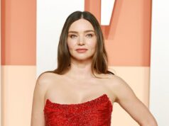 Miranda Kerr, 42, compartilha uma rara visão sobre sua co-parentalidade ‘harmoniosa’ com o ex Orlando Bloom, 49, para seu filho adolescente Miranda Kerr compartilhou uma rara visão sobre seu relacionamento de co-pais com o ex Orlando Bloom em uma nova entrevista