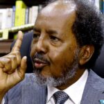 Mohamud da Somália critica a interferência de Israel e rejeita base na Somalilândia