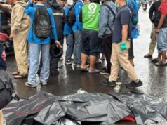 Momentos em que um estudante de escola profissionalizante morre em Matraman após um buraco na estrada Momentos em que um estudante de escola profissionalizante morre em Matraman após um buraco na estrada