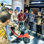 Motos elétricas são cada vez mais ‘razoáveis’, QT é vendida por IDR 15 milhões