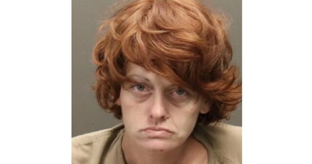 Destaque Rebecca Auborn Mugshot Crédito Gabinete do Xerife do Condado de Franklin