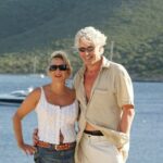 O casal milionário Deborah e John Yeoman, na foto, foi forçado a reduzir os planos para sua mansão Sandbanks de £ 8,8 milhões