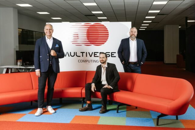 Multiverse Computing espanhol 'soonicorn' lança modelo de IA compactado gratuito Multiverse Computing Founders & Logo