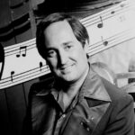 Neil Sedaka, compositor e hitmaker de várias gerações, morre aos 86 anos