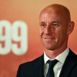 David Moyes aplaude torcedores do Everton