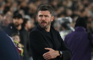 Nicky Butt prevê finalização do Man Utd enquanto Michael Carrick dá dicas para teste ‘totalmente diferente’ do Everton West Ham United x Manchester United - Premier League