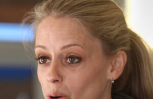 Nicole Curtis enfrenta reação negativa na escola de seu filho após controvérsia sobre N-Word nicole-curtis-main-getty-1