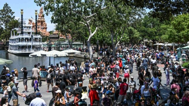 Niles: A Disneylândia conseguirá encontrar espaço para novos fãs?
