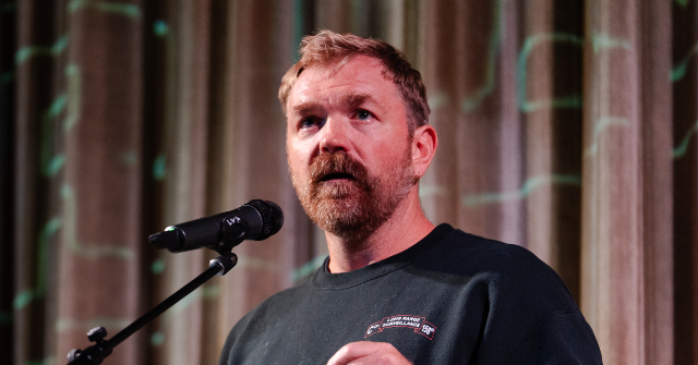 Nolte: O democrata do Maine Graham 'Nazi Tattoo' Platner promove Nolte: O democrata do Maine Graham 'Nazi Tattoo' Platner promove negador do Holocausto