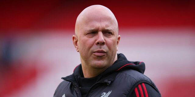 Nottingham Forest x Liverpool - Premier League AO VIVO: placar mais recente, notícias do time e atualizações enquanto os Reds buscam os quatro primeiros lugares, além de atualizações de outros dois jogos
