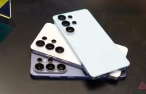 Samsung Galaxy S26 rouba um dos recursos de segurança mais inteligentes do Pixel Uma pessoa segurando o Samsung Galaxy S26 Ultra