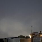 O Irã fica às escuras em meio à 'paranóia do regime', apagão segue-se a ataques de Israel e dos EUA em complexo