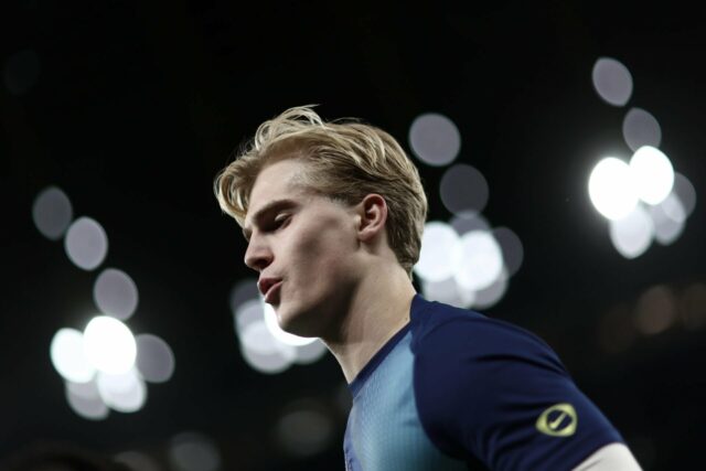 O Man United tem a oportunidade de vencer o Liverpool O Man United tem a oportunidade de vencer o Liverpool para Lucas Bergvall, conforme revelado o preço de £ 57 milhões